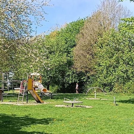 6-Pers Vakantiebungalow In Het Heuvelland Simpelveld Bagian luar foto